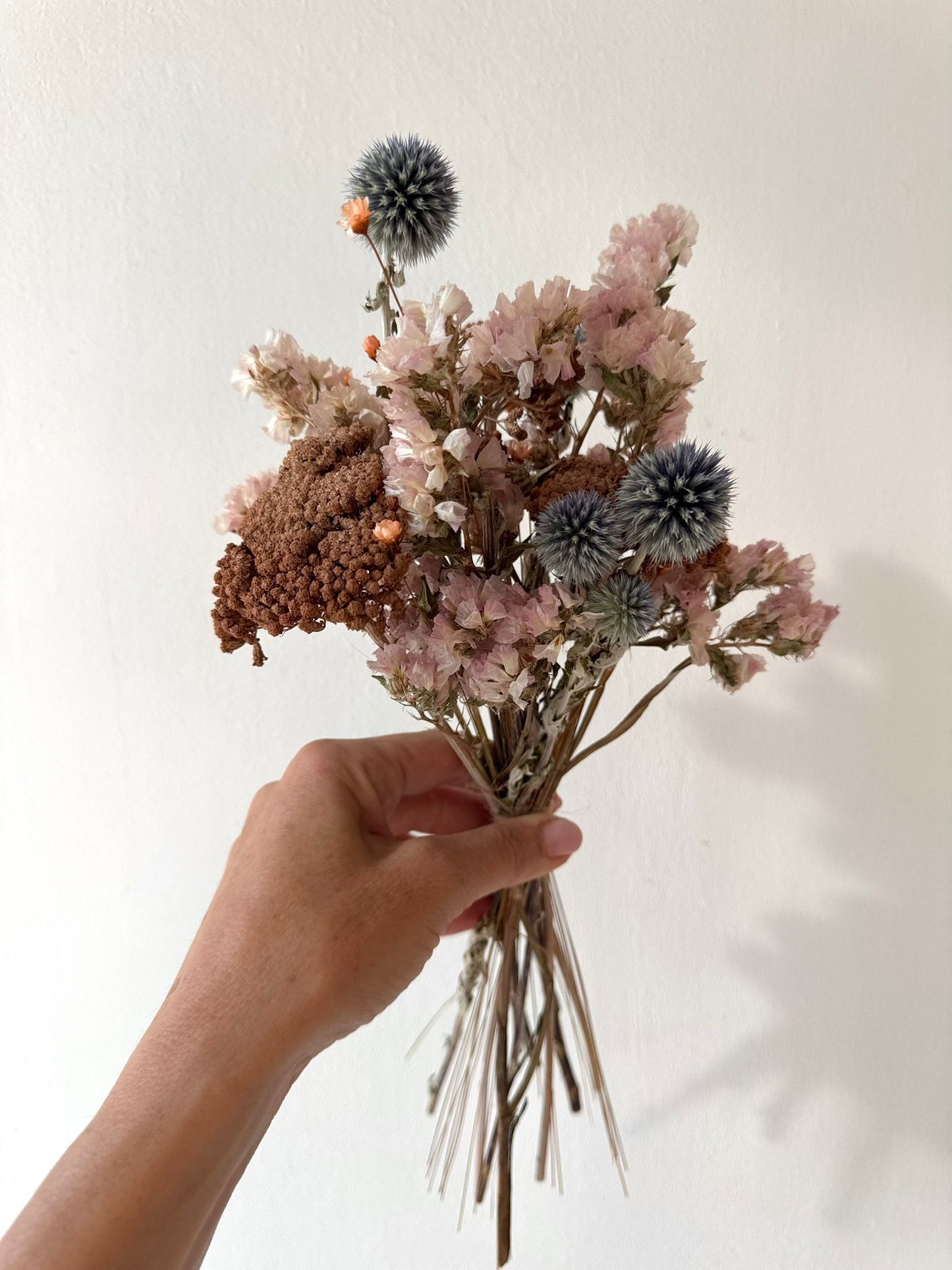 Mini dried flower bouquet-0