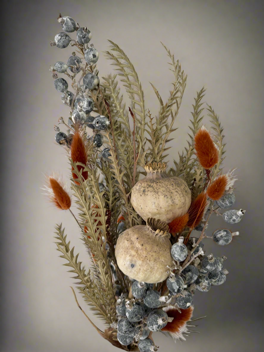 Dried flower bouquet with berries-0
