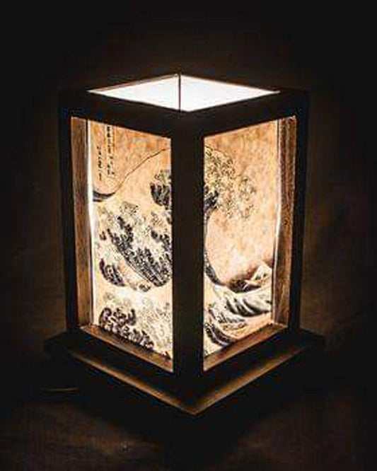 Lampade Elettriche in Legno  "Onda di Kanagawa" La Bottega delle Creazioni